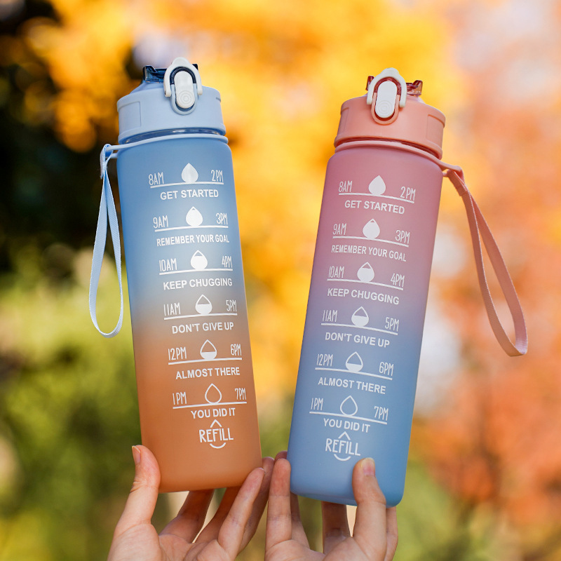 Smart Water Bottle Tracker - 700ml 고온 저항 플라스틱 스포츠 컵